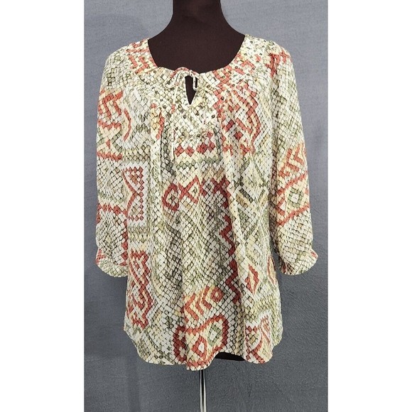 Alfred Dunner Womens Sz 12P Semi Sheer Snakeskin Pattern Keyhole Accent Top Tan - Picture 1 of 10